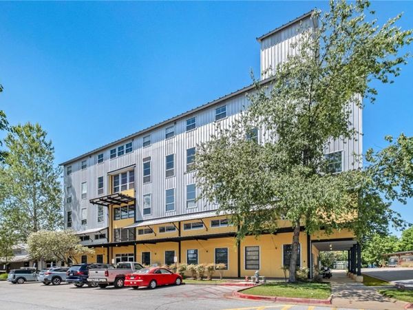 525 S School , Unit 450, Fayetteville, AR 72701