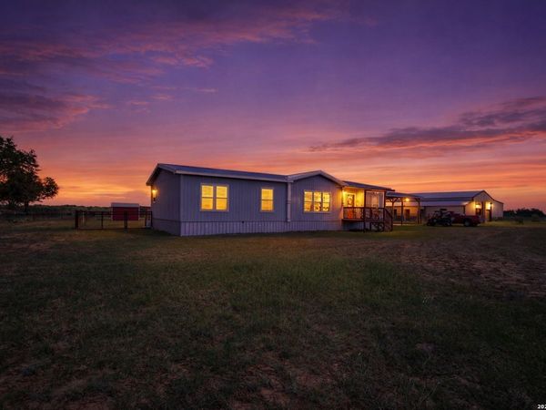 9009 Farm to Market 462 S., Hondo, TX 78861