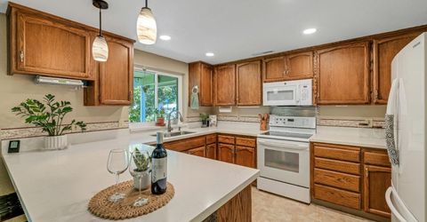 13780 Torrey Pines Dr, Auburn, CA 95602 Photo
