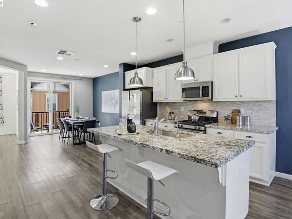 2332 Carbondale Way, Dublin, CA 94568