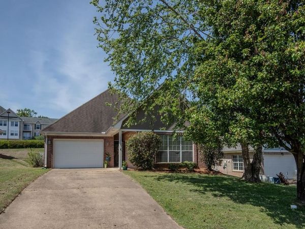 1202 Azalea, Oxford, MS 38655