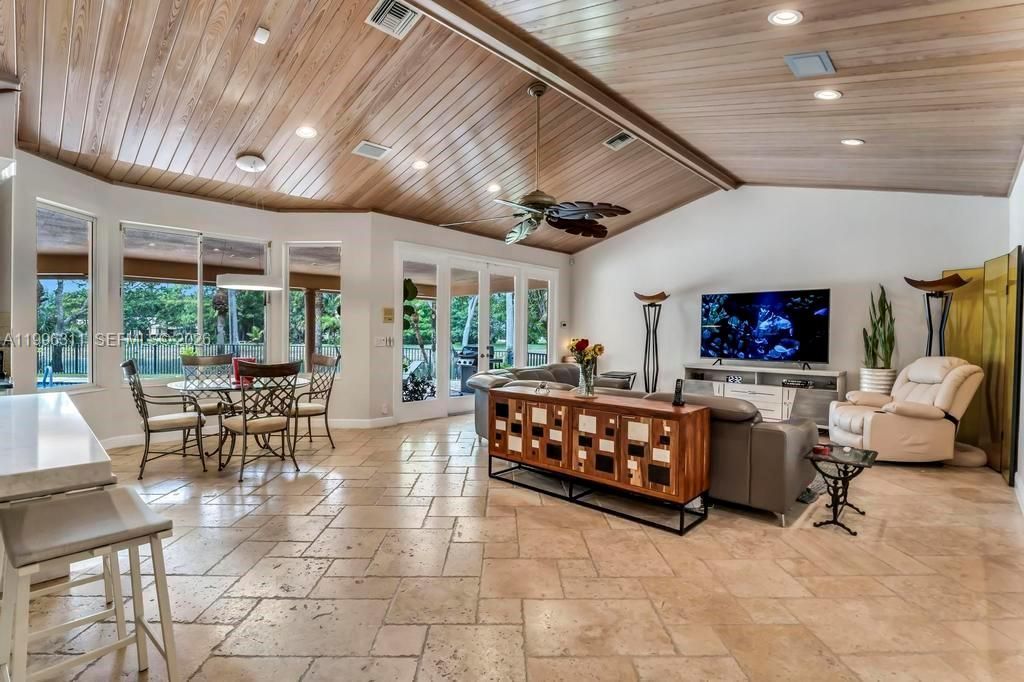 5328 E Leitner Dr, Coral Springs, FL 33067 Photo