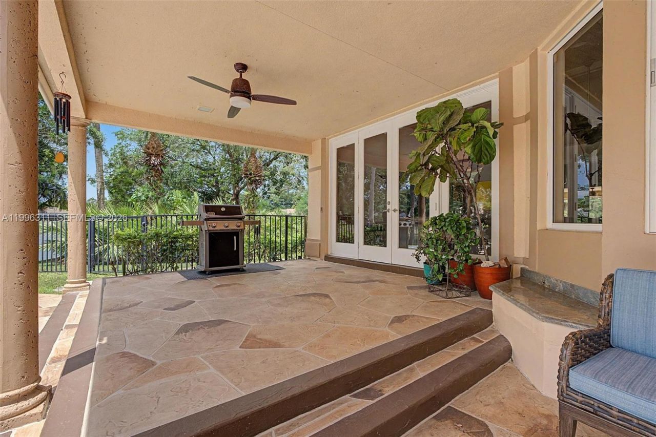 5328 E Leitner Dr, Coral Springs, FL 33067 Photo