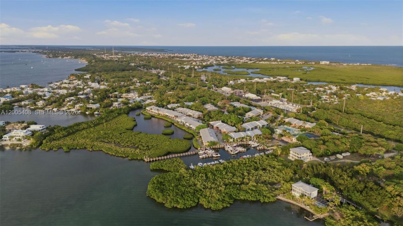 98282 Windward Ave , Unit 2, Key Largo, FL 33037 Photo