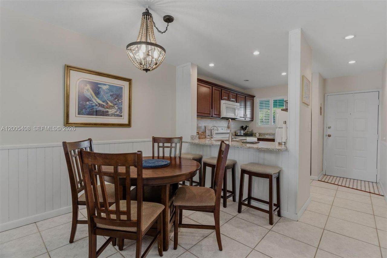 98282 Windward Ave , Unit 2, Key Largo, FL 33037 Photo