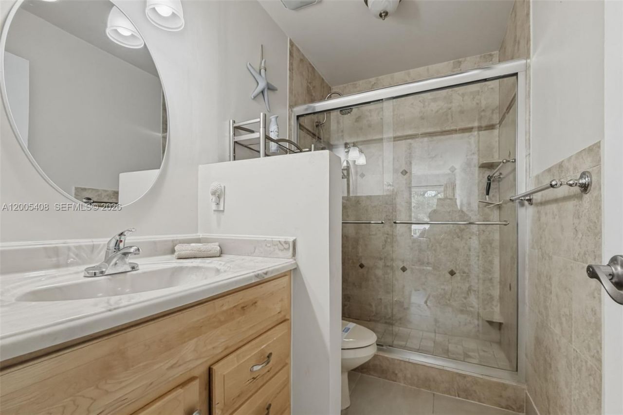 98282 Windward Ave , Unit 2, Key Largo, FL 33037 Photo