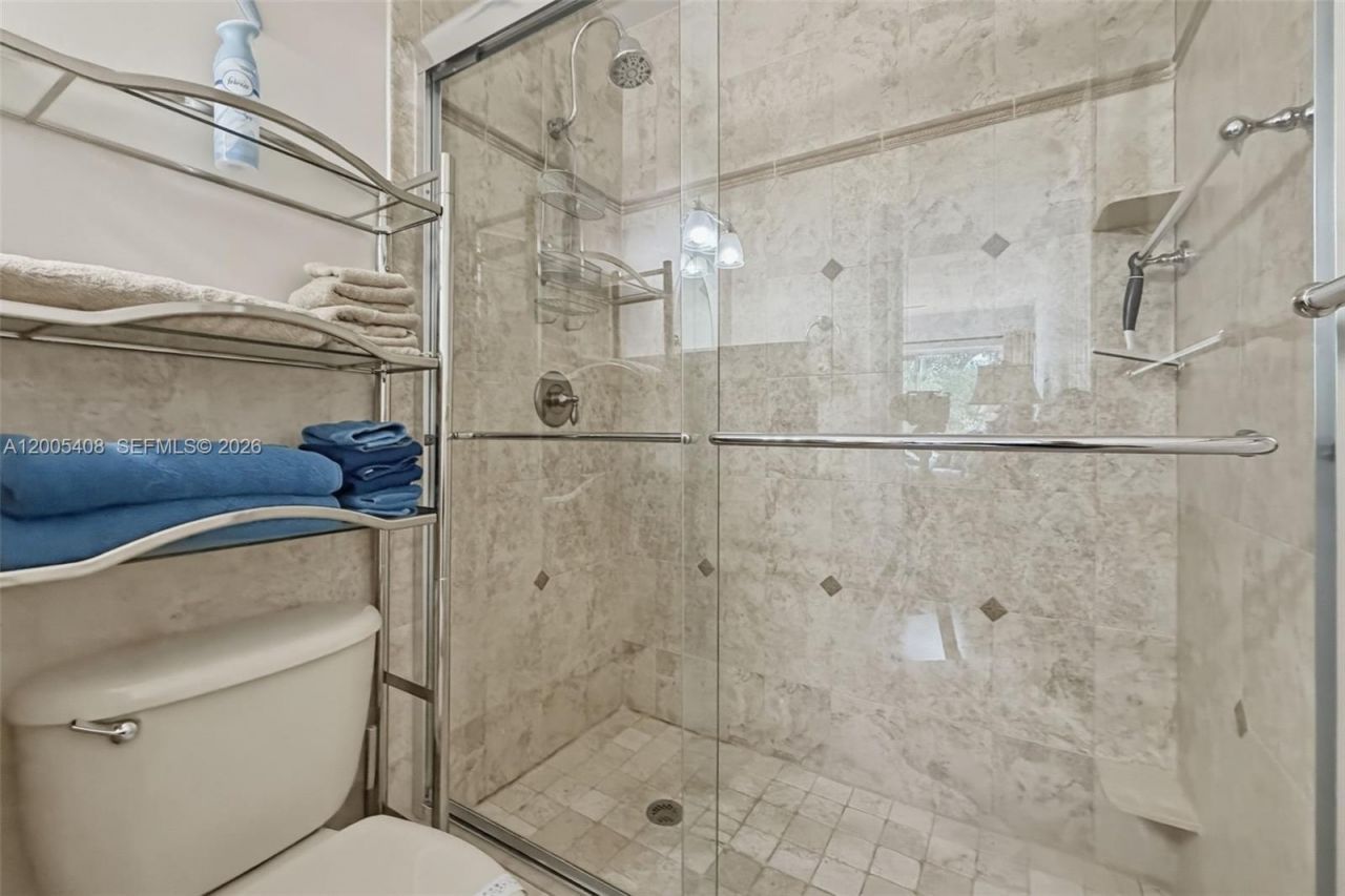 98282 Windward Ave , Unit 2, Key Largo, FL 33037 Photo