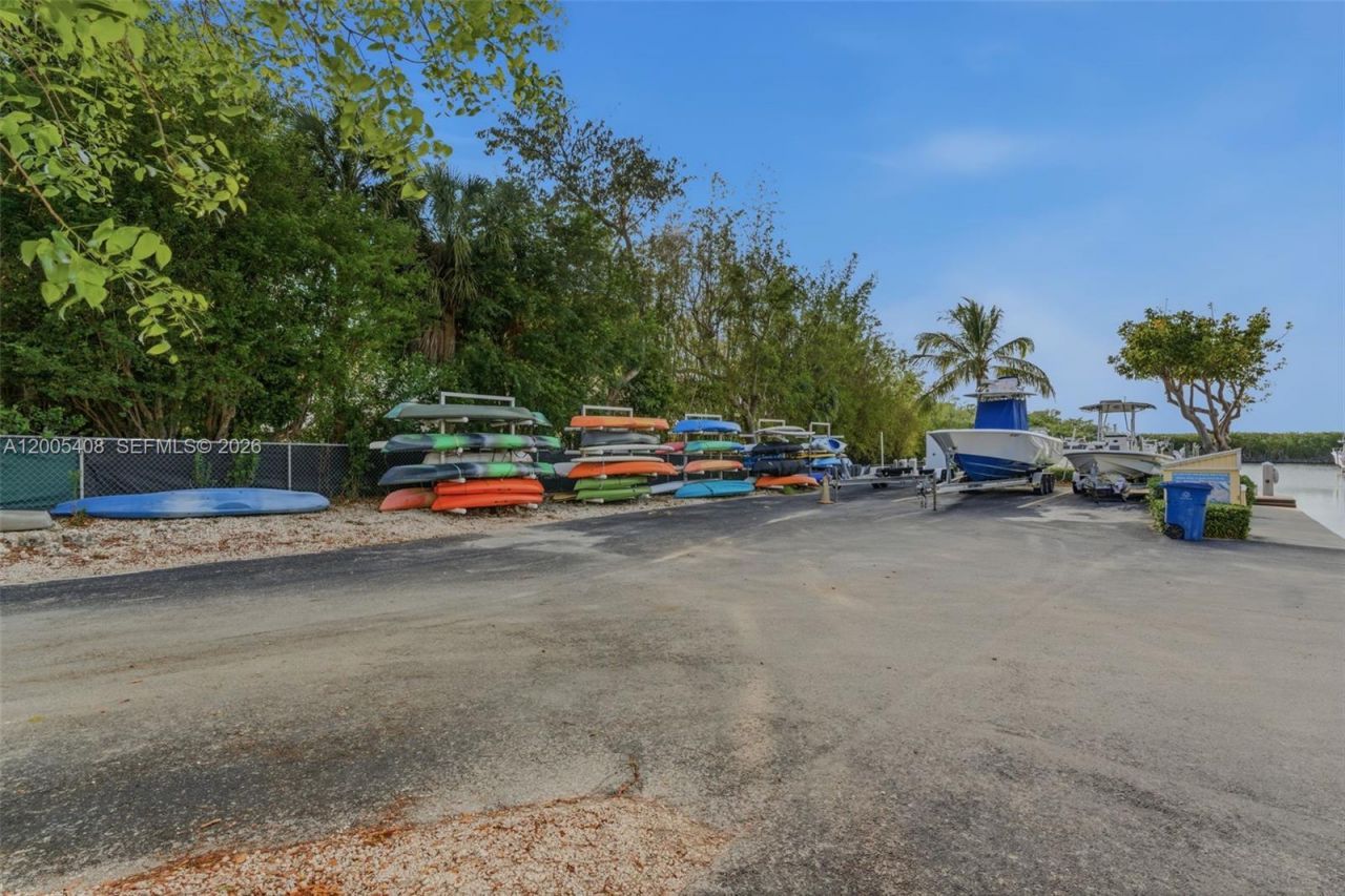 98282 Windward Ave , Unit 2, Key Largo, FL 33037 Photo