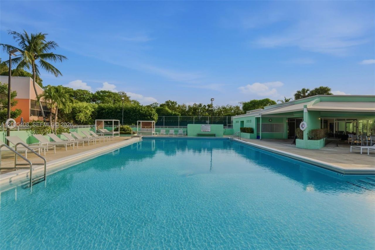 98282 Windward Ave , Unit 2, Key Largo, FL 33037 Photo