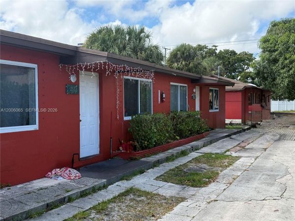 2513 Lincoln St , Hollywood, FL 33020