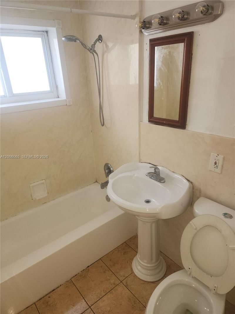 2513 Lincoln St, Hollywood, FL 33020 Photo