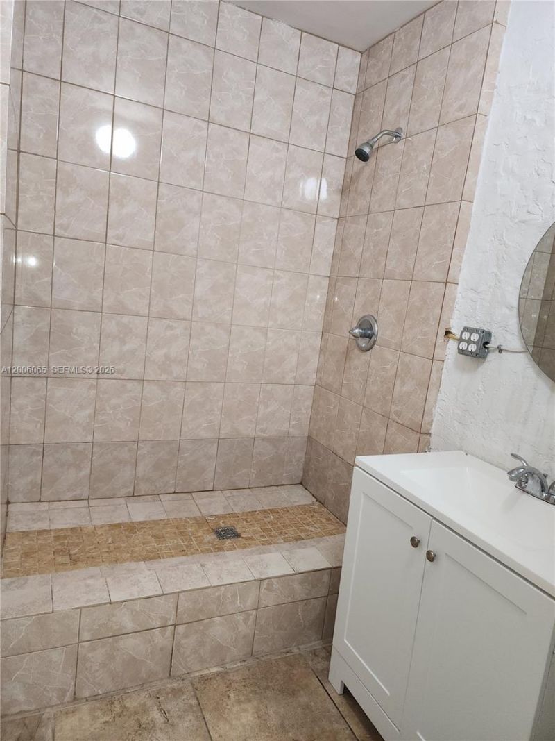 2513 Lincoln St, Hollywood, FL 33020 Photo