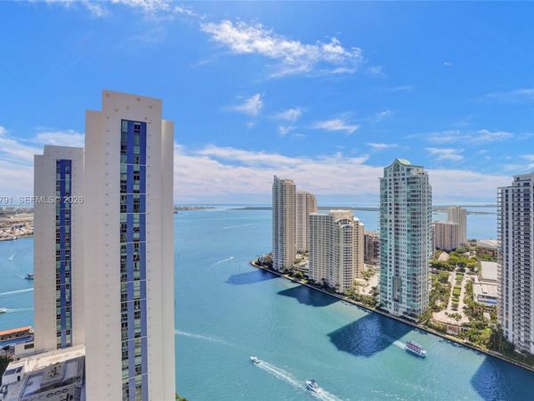 300 S Biscayne Blvd , Unit T-3216, Miami, FL 33131