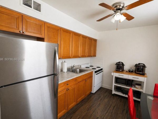 6031 W Flagler St , Unit 8, Miami, FL 33144