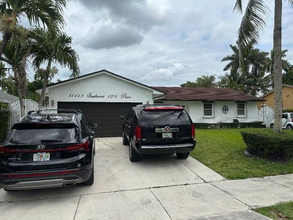 Unit Side, Miami, FL 33186