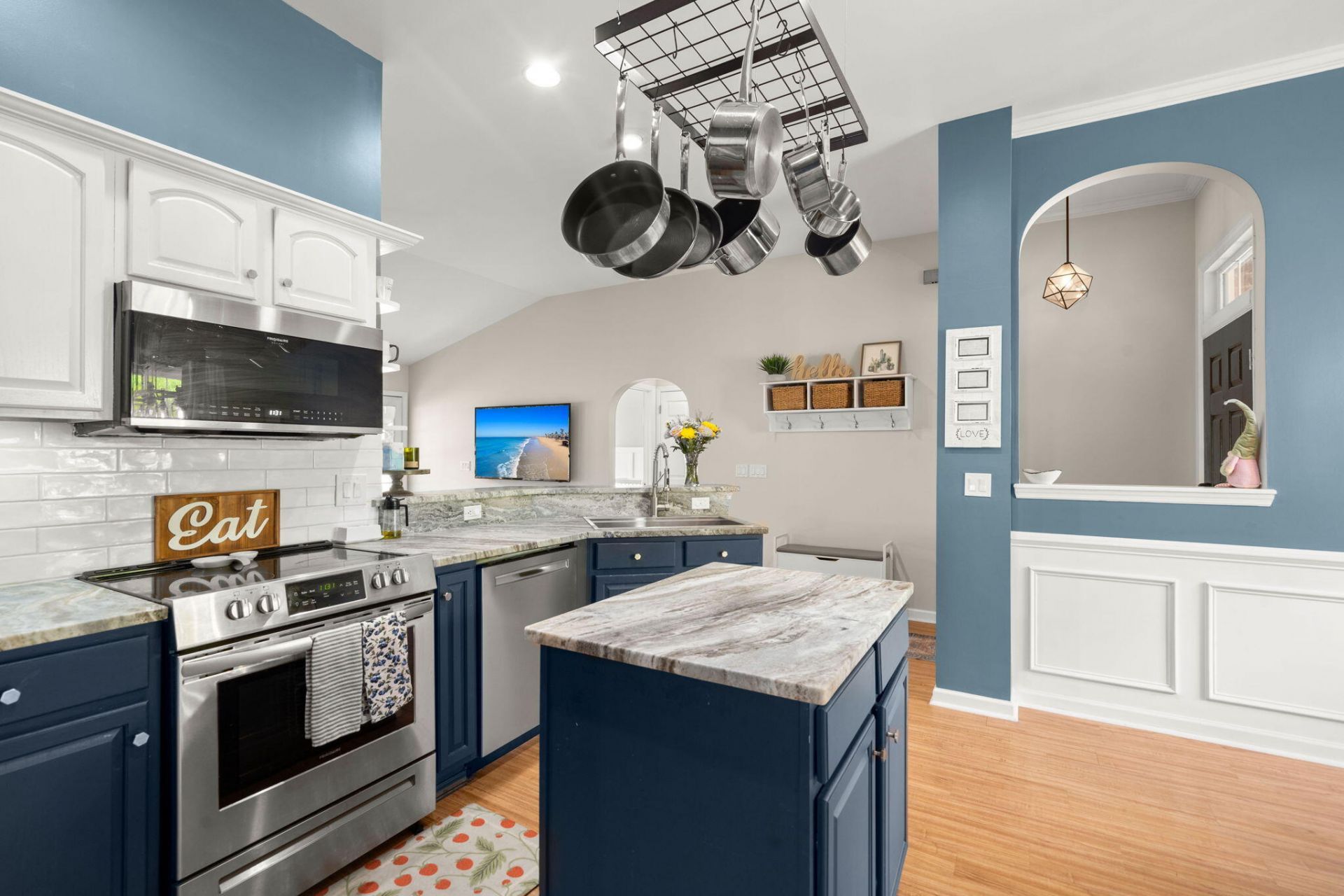 4813 Harvest Moon Court Photo 13