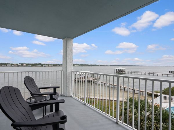 1516 Sandpiper Ln, Gulf Shores, AL 36542