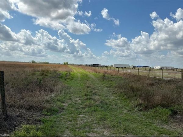 6555 3rd RD , LABELLE, FL 33935
