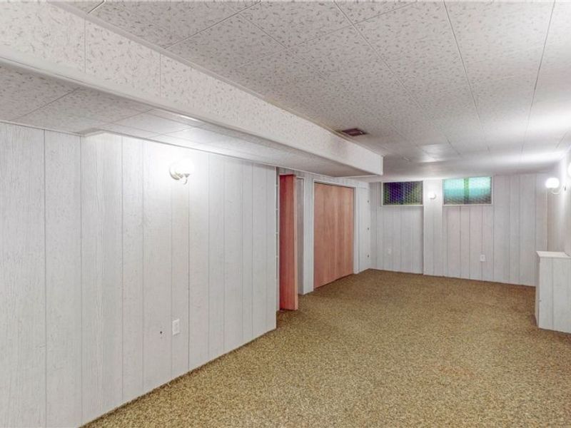 9298 York Road , North Royalton, OH 44133 Photo 16