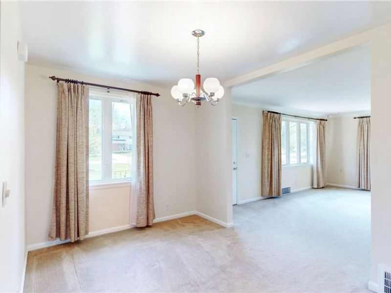 9298 York Road , North Royalton, OH 44133 Photo 8