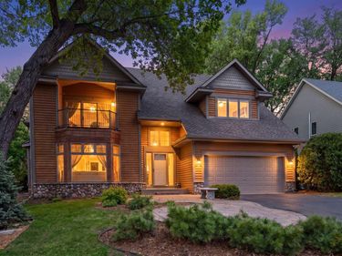 4660 Island View Drive, Mound, MN 55364