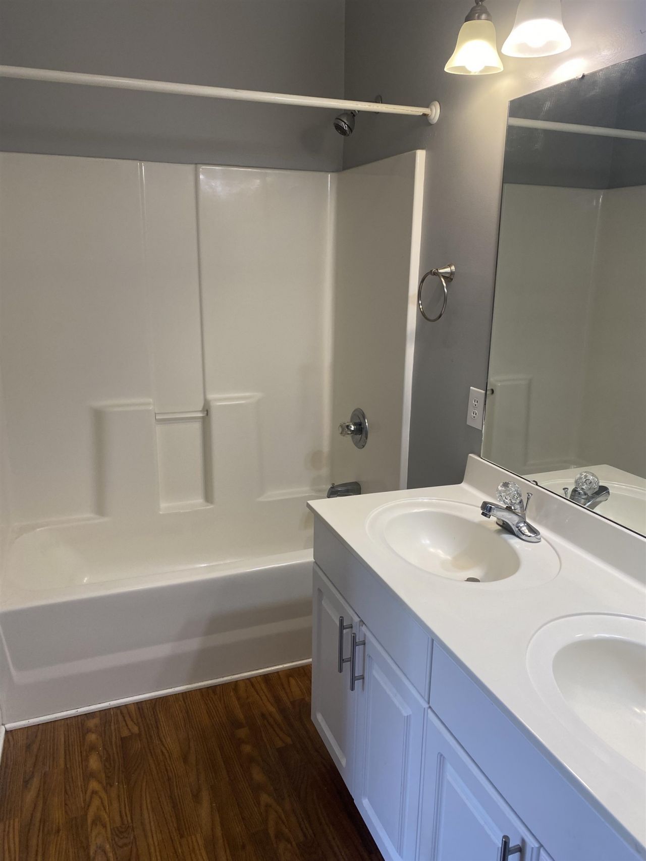 70 Seagrove Ct. Photo 8