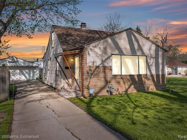 6501 Heyden Street , Dearborn Heights, MI 48127