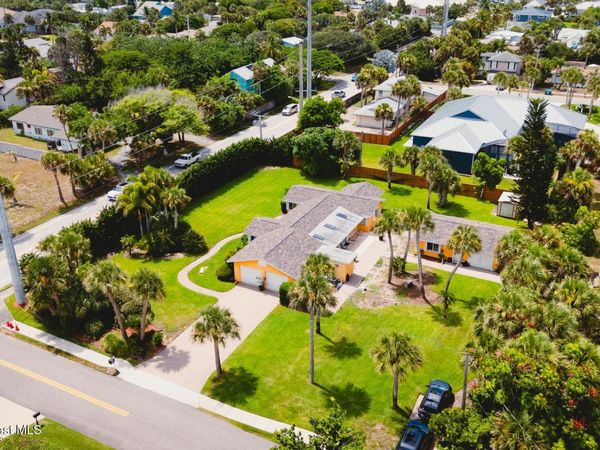 702 Oak Street , Melbourne Beach, FL 32951