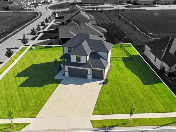 21103 W 186th Terrace, Spring Hill, KS 66083