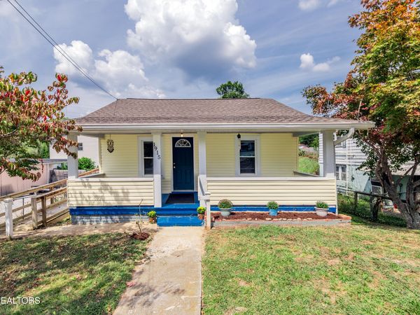 1915 McCroskey Ave, Knoxville, TN 37917