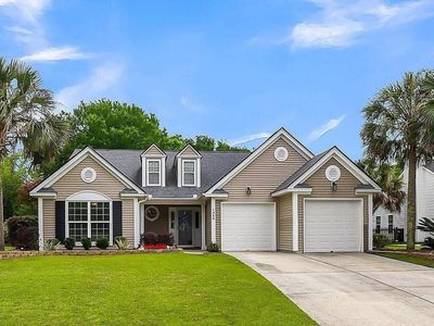 1366 Sassafrass Circle, Mount Pleasant, SC 29466