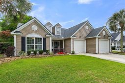 1366 Sassafrass Circle photo 4