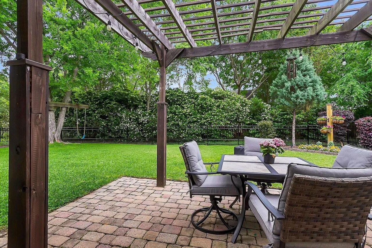 1366 Sassafrass Circle Photo 22