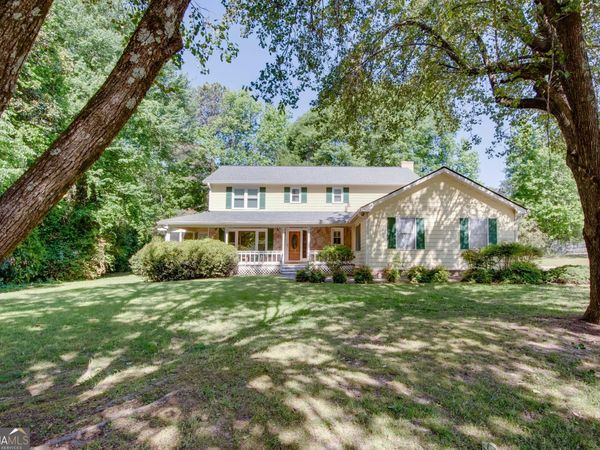 2123 Pinehurst Lane, Snellville, GA 30078