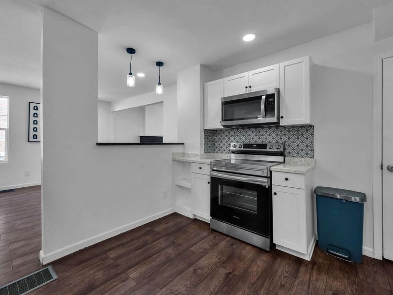 577 S Harris Avenue, Columbus, OH 43204 Photo 9