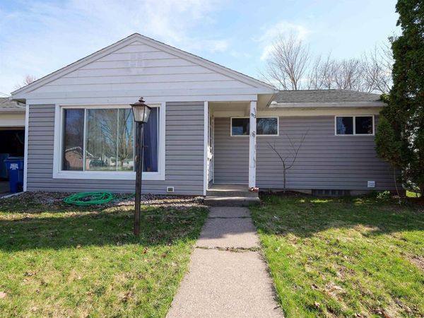 913 W STROWBRIDGE STREET, Wausau, WI 54401