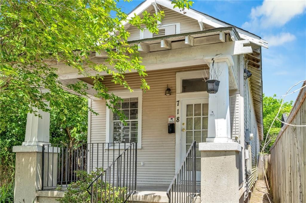 718 HOMER Street , New Orleans, LA 70114