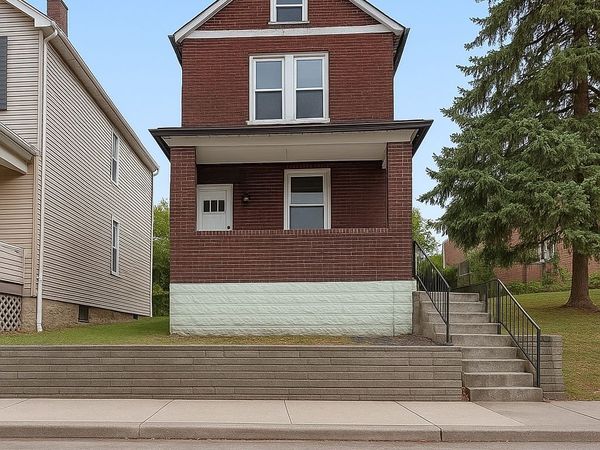 147 Auriles St, Duquesne, PA 15110