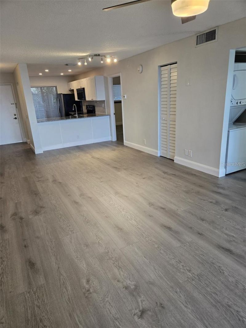 6218 Palma Del Mar Boulevard S, Unit 213, Saint Petersburg, FL 33715 Photo