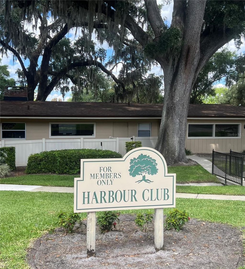 618 Maple Oak Circle, Unit 112, Altamonte Springs, FL 32701 Photo