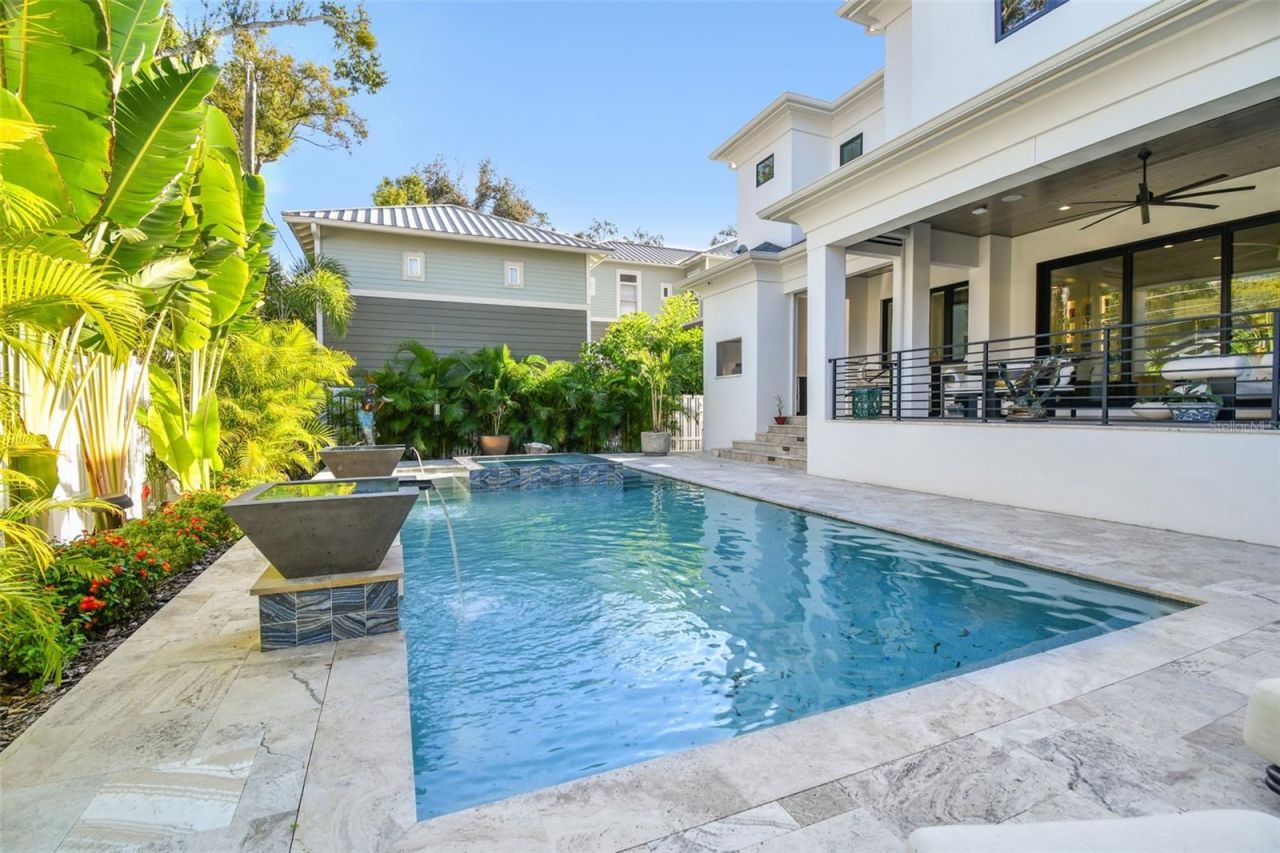 2915 W Harbor View Avenue, Tampa, FL 33611 Photo