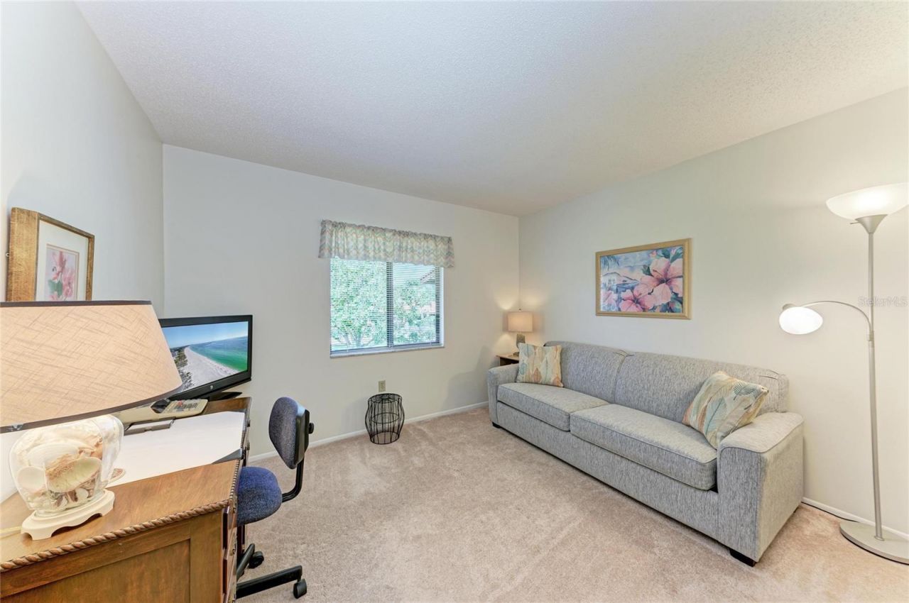 5685 Gardens Drive, Unit 5685, Sarasota, FL 34243 Photo