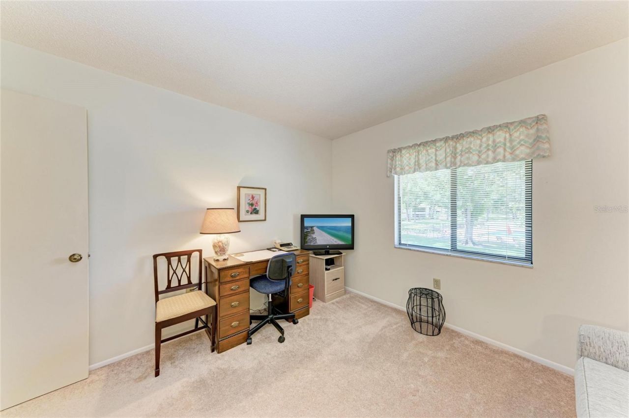 5685 Gardens Drive, Unit 5685, Sarasota, FL 34243 Photo