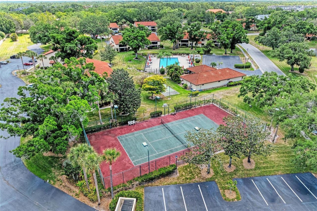 5685 Gardens Drive, Unit 5685, Sarasota, FL 34243 Photo