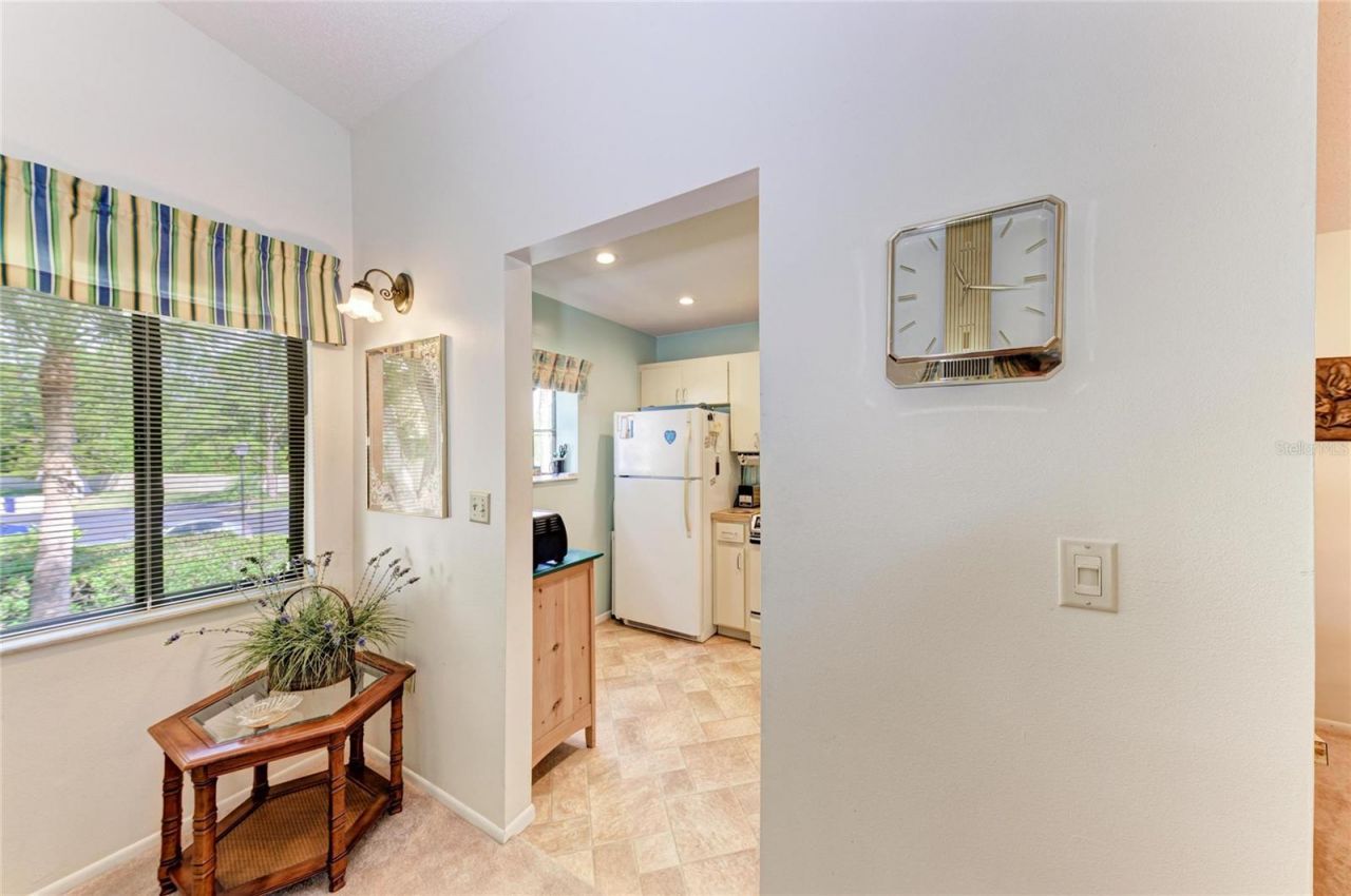 5685 Gardens Drive, Unit 5685, Sarasota, FL 34243 Photo