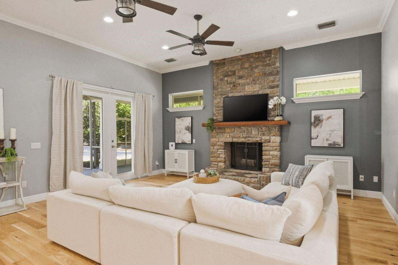 6615 Ridge Top Drive, Trinity, FL 34655 Photo