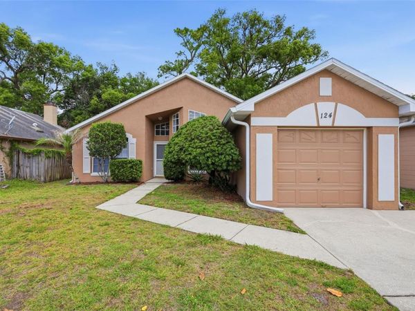 124 KELLY CIRCLE , SANFORD, FL 32773