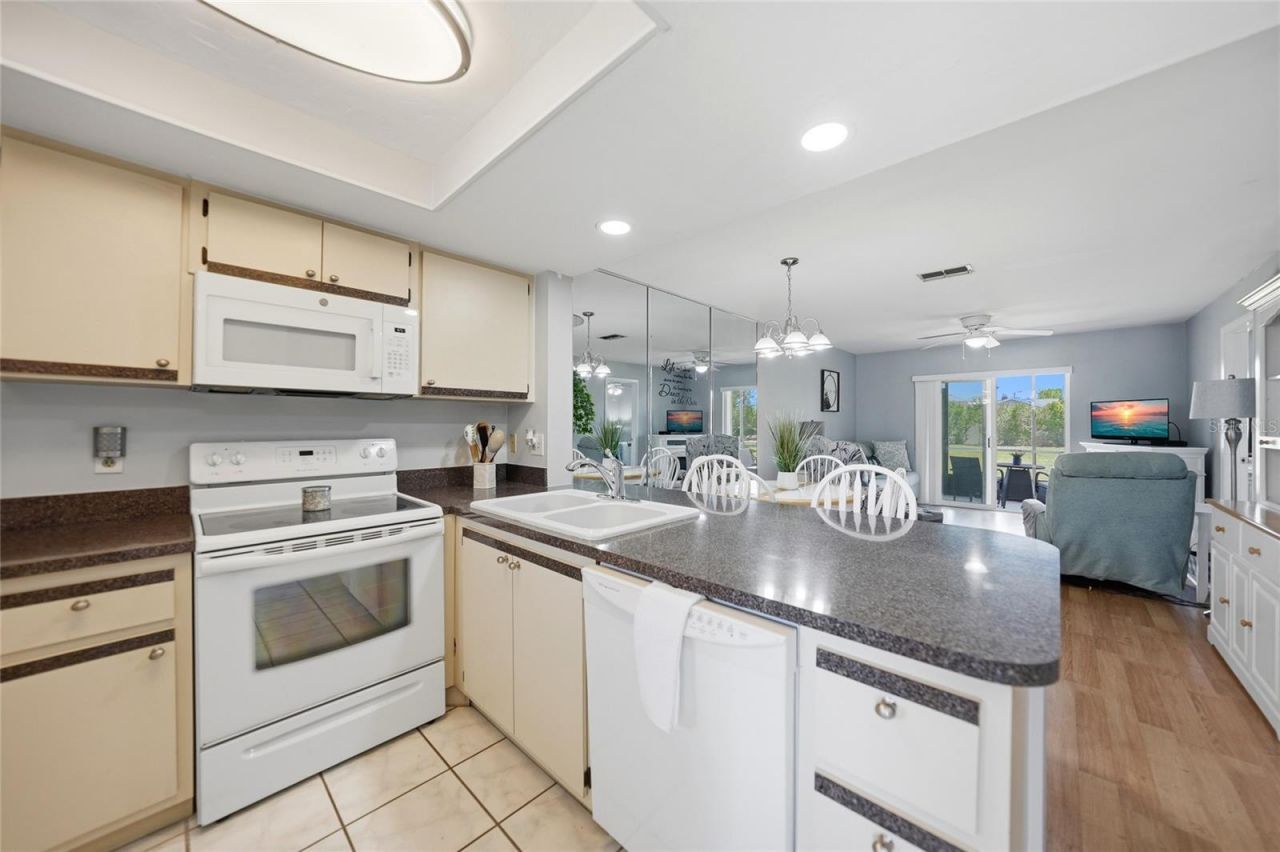 25275 Rampart Boulevard, Unit 1504, Punta Gorda, FL 33983 Photo