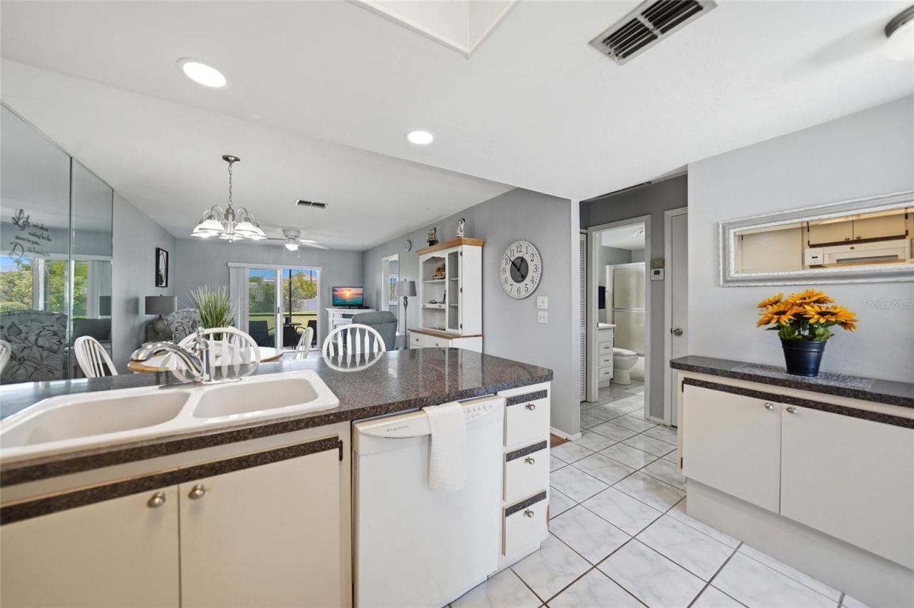 25275 Rampart Boulevard, Unit 1504, Punta Gorda, FL 33983 Photo