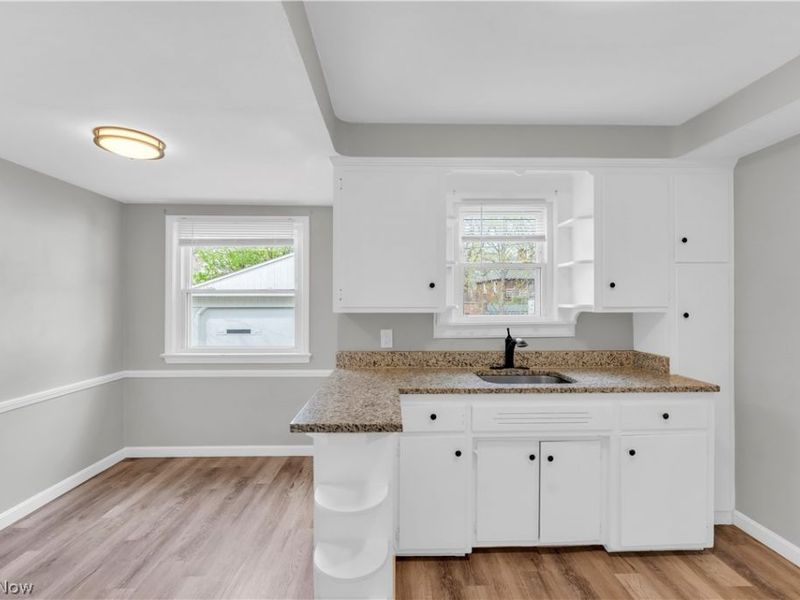 16705 Glendale Avenue, Cleveland, OH 44128 Photo 10